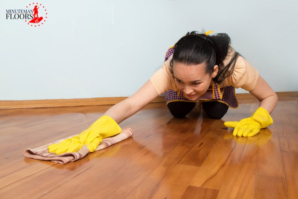 Cleaning Hardwood Floor